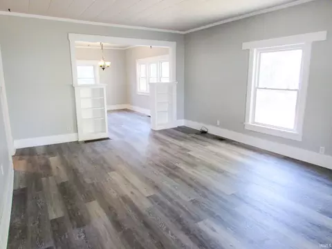 507 E May St, Walton, IN 46994 photo 4