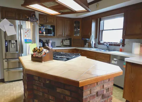 10125 Rain Drop Cir, Granger, IN 46530 photo 11