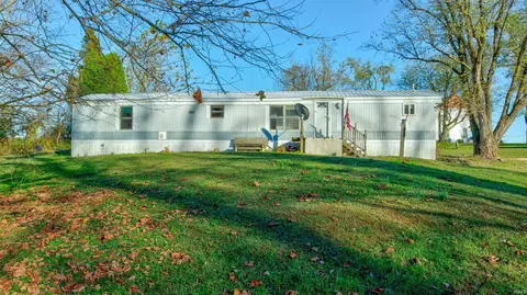 7820 E Sr 66 Hwy, Grandview, IN 47615