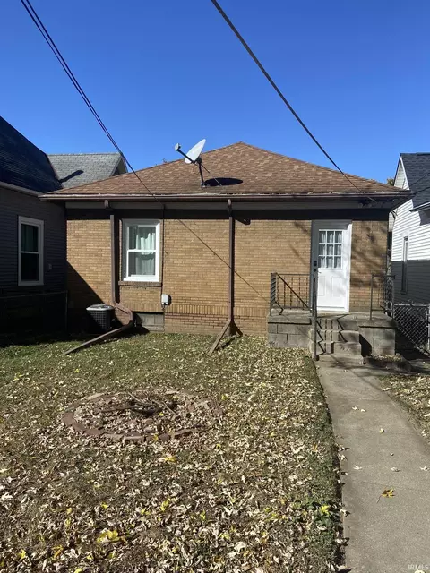 421 E Main St, Peru, IN 46970 photo 6