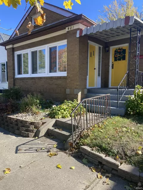 421 E Main St, Peru, IN 46970 photo 2