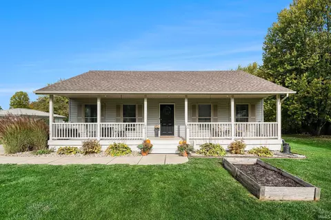 509 E Washington St, Lakeville, IN 46536