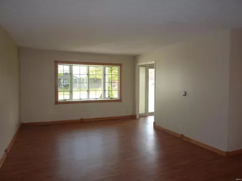705 N Ivanhoe Dr, Marion, IN 46952 photo 4