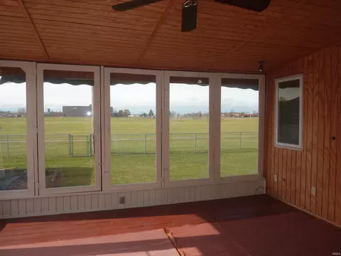 705 N Ivanhoe Dr, Marion, IN 46952 photo 21