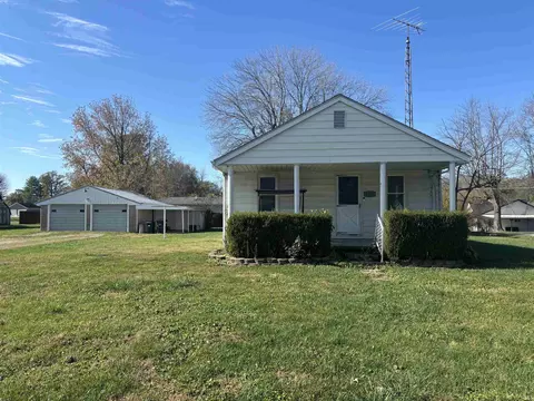 1336 SE 1st St, Linton, IN 47441