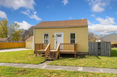 455 S Franklin St, Waterloo, IN 46793 photo 3