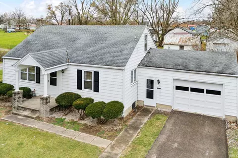 540 W Harrison St, Hartford City, IN 47348