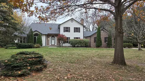 3909 Somerset Pl, West Lafayette, IN 47906