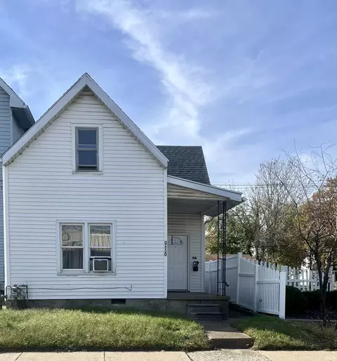 916 N 1 St Ave, Evansville, IN 47710