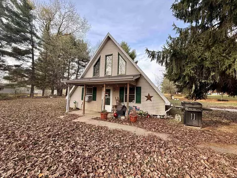 1839 S Meridian Rd, Mitchell, IN 47446 photo 1