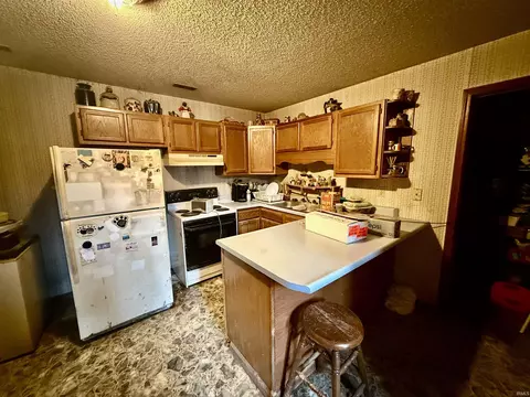 1839 S Meridian Rd, Mitchell, IN 47446 photo 5