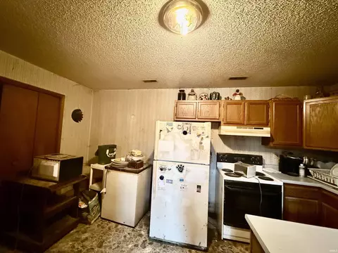 1839 S Meridian Rd, Mitchell, IN 47446 photo 7