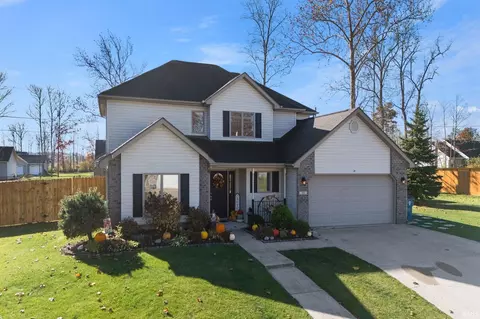303 Beechwood Dr, Ossian, IN 46777
