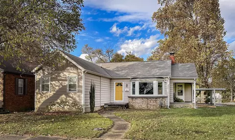 1366 Ravenswood Dr, Evansville, IN 47714