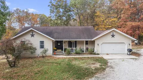 754 S Co Rd 700 E, Winslow, IN 47598