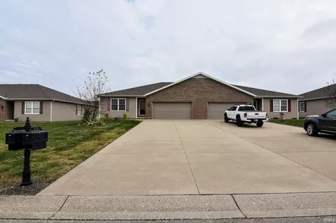 512 S 8th Ave, Haubstadt, IN 47639