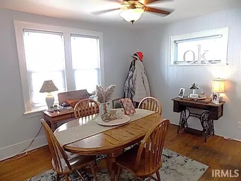 237 Eckman St, South Bend, IN 46614 photo 9