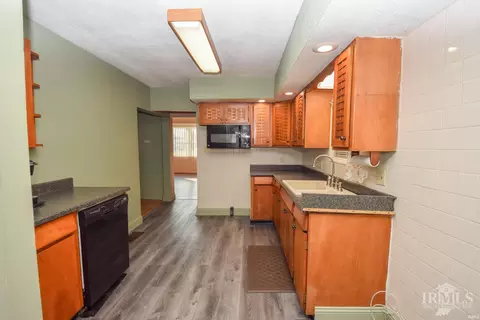 316 E 8th St, Muncie, IN 47302 photo 12