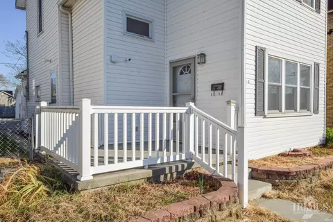 316 E 8th St, Muncie, IN 47302 photo 2