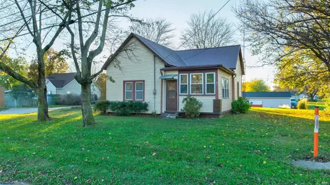 310 S Washington St, Dale, IN 47523