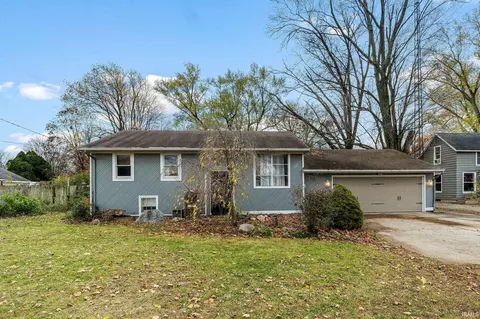 1705 W Lexington St, Elkhart, IN 46514