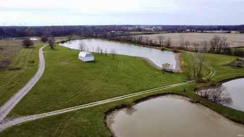 9661 W 100 N County Road Rd, Farmland, IN 47340