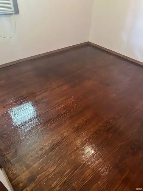 326 E High St, Redkey, IN 47373 photo 2
