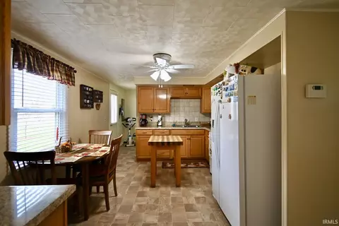 3248 S 750 E, Bringhurst, IN 46913 photo 9