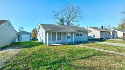 2566 Birk Dr, Jasper, IN 47546 photo 2
