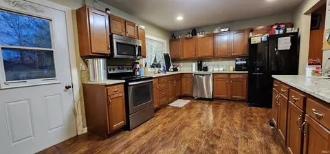 204 E Maple Grv, Syracuse, IN 46567 photo 7