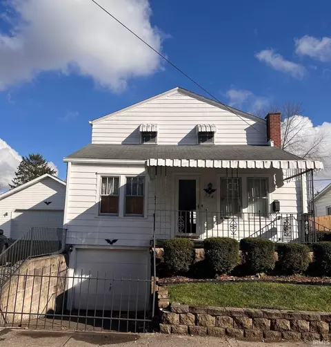 229 S Madison St, Knightstown, IN 46148