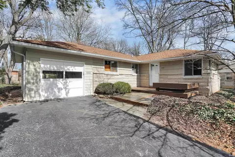 2525 E 8th St, Bloomington, IN 47408 photo 2