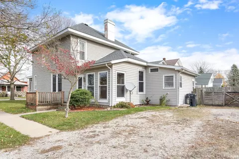 300 E 3rd St, Fowler, IN 47944 photo 2