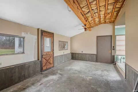 8725 E Us 20 Hwy, Lagrange, IN 46761 photo 33