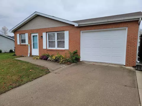 575 Meadow Ln, Waterloo, IN 46793 photo 2