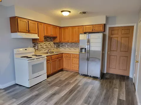 575 Meadow Ln, Waterloo, IN 46793 photo 9