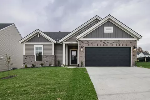 2735 Hauschild Dr, Evansville, IN 47712