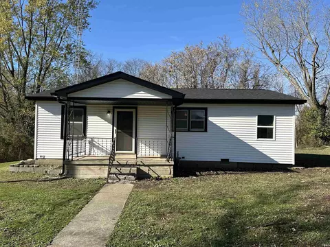 2011 J St, Bedford, IN 47421 photo 2