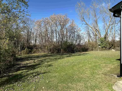 2011 J St, Bedford, IN 47421 photo 9