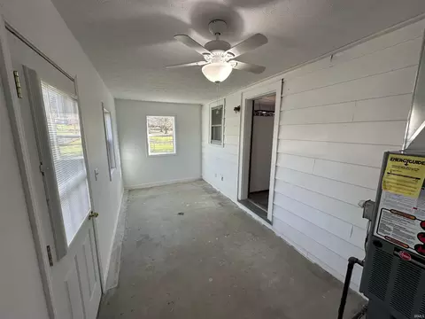 2011 J St, Bedford, IN 47421 photo 24