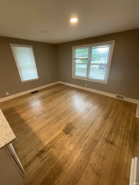 Living - 610 N 612 N Dunn St, Bloomington, IN 47408 photo 1 of 1
