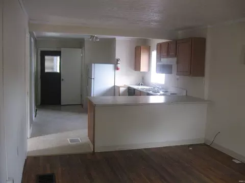 415 E 417 E 10th St, Bloomington, IN 47401 photo 12