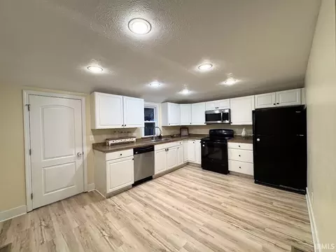 Kitchen - 5130 N 450 E, Logansport, IN 46947 photo 1 of 2