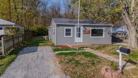 824 Summit Ave, Wabash, IN 46992 photo 1