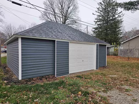 925 Liberty St, Covington, IN 47932 photo 20