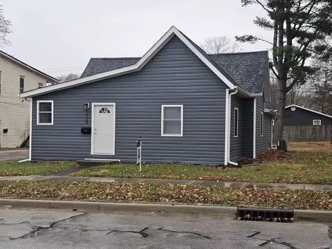 925 Liberty St, Covington, IN 47932 photo 1