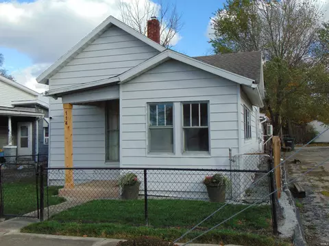 114 N Ohio Ave, Muncie, IN 47303