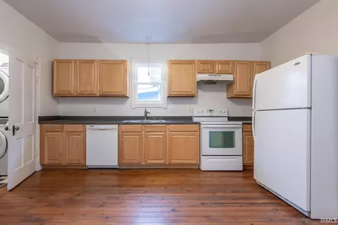 910 W 3rd St, Bloomington, IN 47404 photo 9