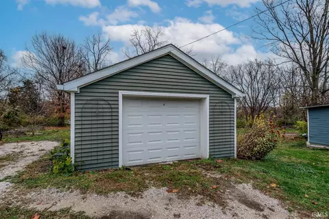 910 W 3rd St, Bloomington, IN 47404 photo 22
