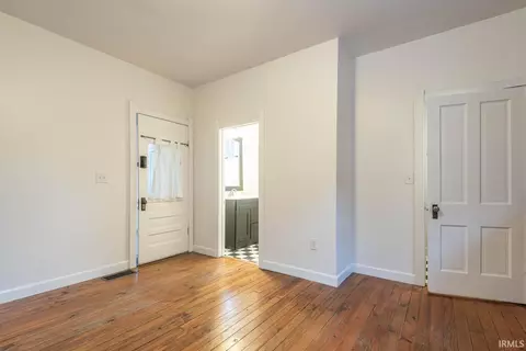 910 W 3rd St, Bloomington, IN 47404 photo 11